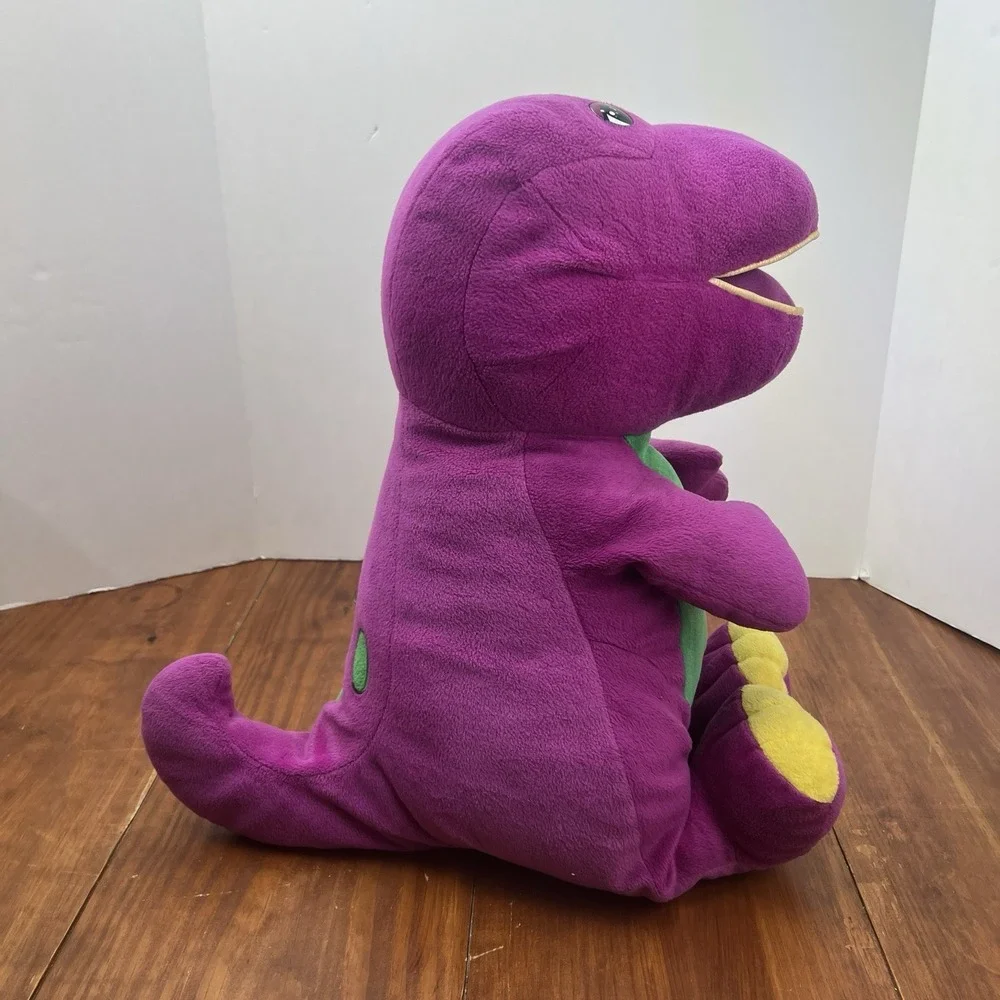 Barney 18